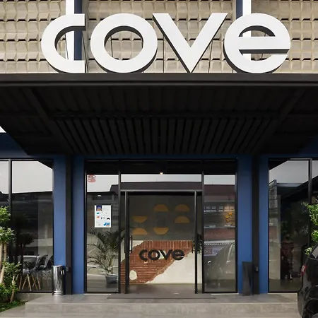 Cove W Suites